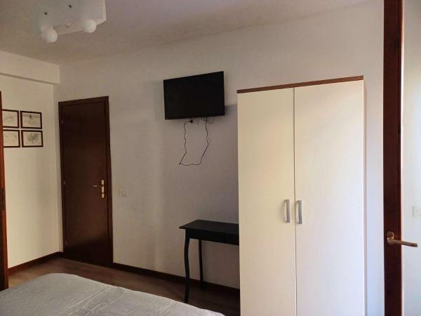 Nottetempo Verona : photo 9 de la chambre chambre lit king-size avec balcon