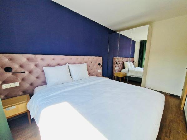 Chassé Hotel Residency : photo 7 de la chambre appartement avec balcon