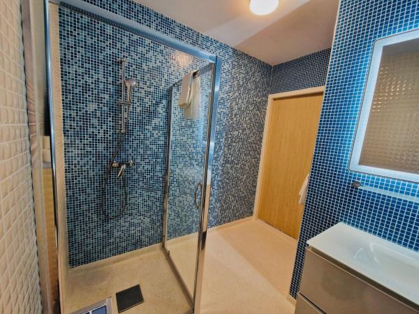 Chassé Hotel Residency : photo 10 de la chambre appartement avec balcon