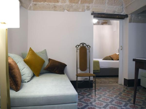 Palazzo Guido : photo 5 de la chambre suite lit queen-size avec baignoire spa