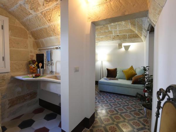 Palazzo Guido : photo 4 de la chambre suite lit queen-size avec baignoire spa