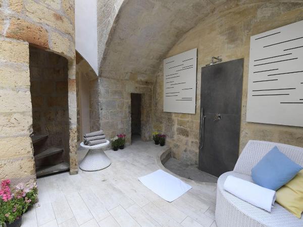 Palazzo Guido : photo 2 de la chambre suite lit queen-size avec baignoire spa