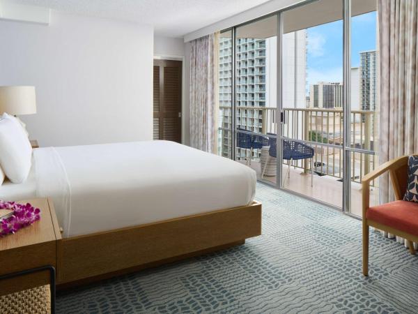 OHANA Waikiki East by OUTRIGGER : photo 2 de la chambre chambre lit king-size