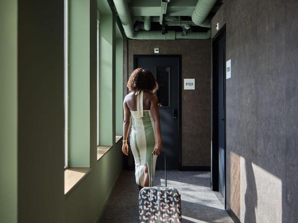 The Usual Rotterdam : photo 1 de la chambre the double pod (6m2) with shared bathroom