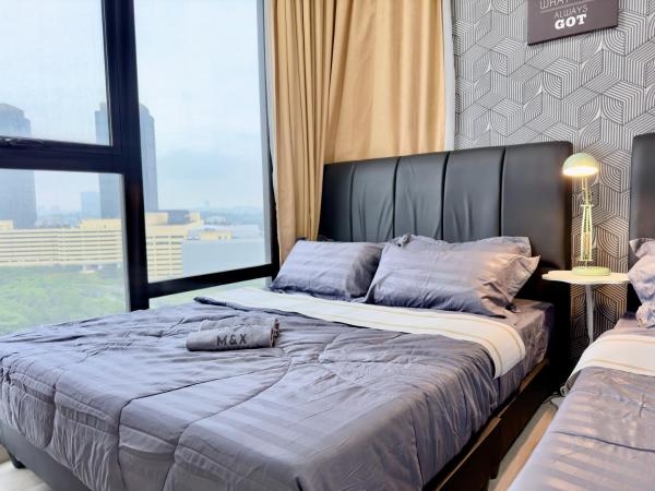 MidValley Southkey Mosaic 6-9pax Netflix-SmartTV70inch : photo 10 de la chambre appartement supérieur 2 chambres