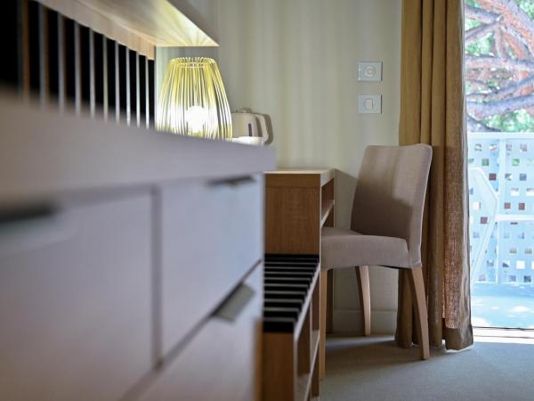 Hôtel La Ménado : photo 5 de la chambre chambre double ou lits jumeaux standard - vue sur mer