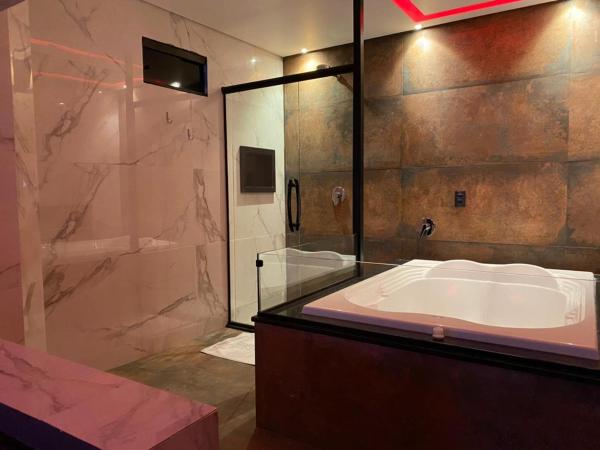 EUPHORIA MOTEL : photo 6 de la chambre suite en duplex