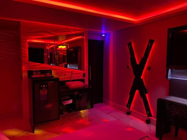 EUPHORIA MOTEL : photo 9 de la chambre suite en duplex