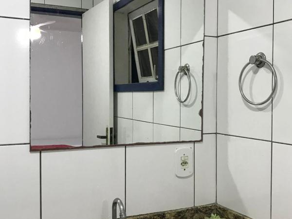 Brothers Suites Centro Búzios : photo 4 de la chambre chambre triple avec balcon