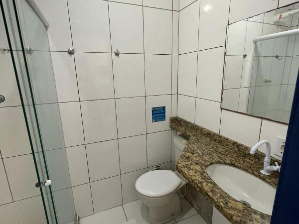 Brothers Suites Centro Búzios : photo 3 de la chambre chambre triple avec balcon