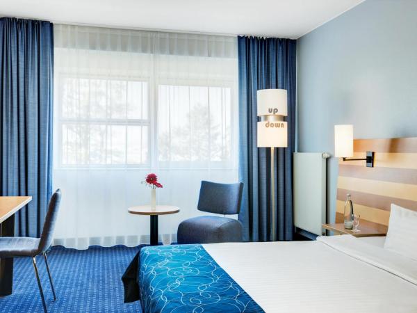 IntercityHotel Frankfurt Airport : photo 2 de la chambre chambre double ou lits jumeaux standard