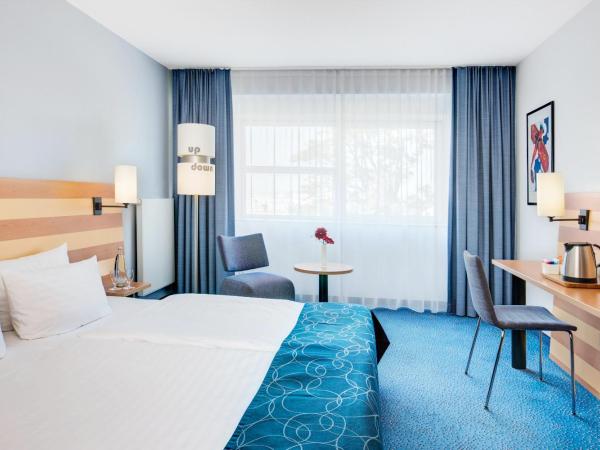IntercityHotel Frankfurt Airport : photo 1 de la chambre chambre double ou lits jumeaux standard