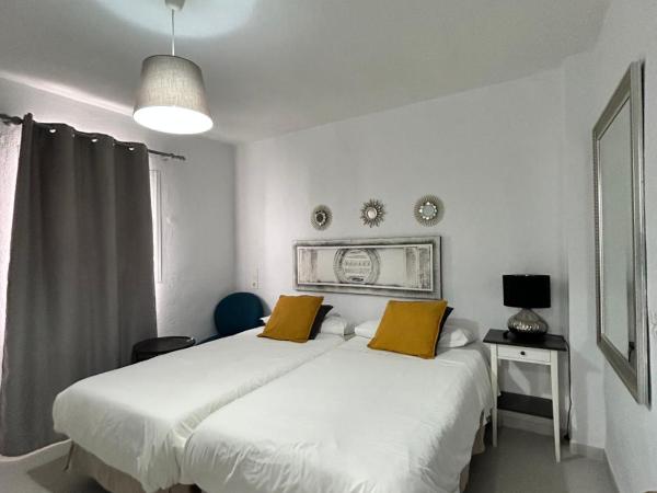 Hostal Berlin : photo 7 de la chambre chambre double ou lits jumeaux