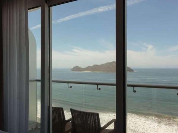 DoubleTree by Hilton Mazatlan, SIN : photo 5 de la chambre chambre lit queen-size deluxe - côté océan