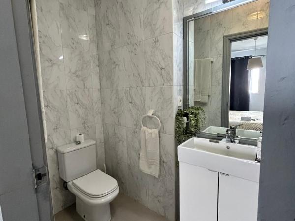 Hostal Berlin : photo 3 de la chambre chambre double ou lits jumeaux