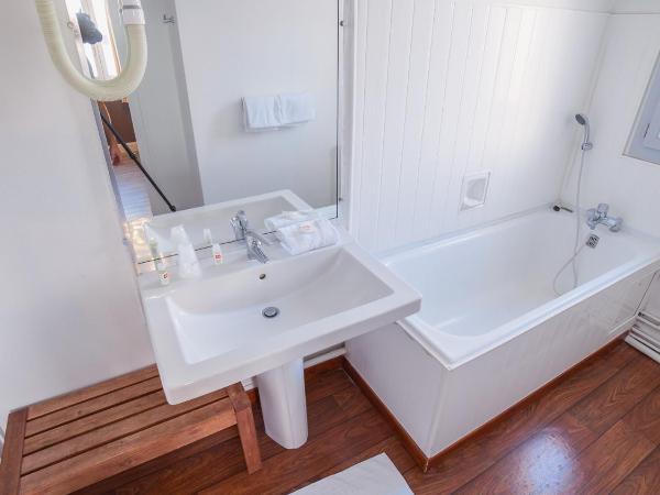 Hôtel de la Vendée : photo 4 de la chambre chambre double premium