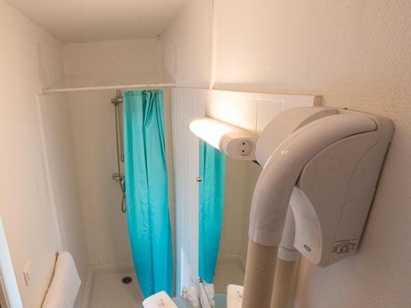 Hôtel de la Vendée : photo 3 de la chambre petite chambre double