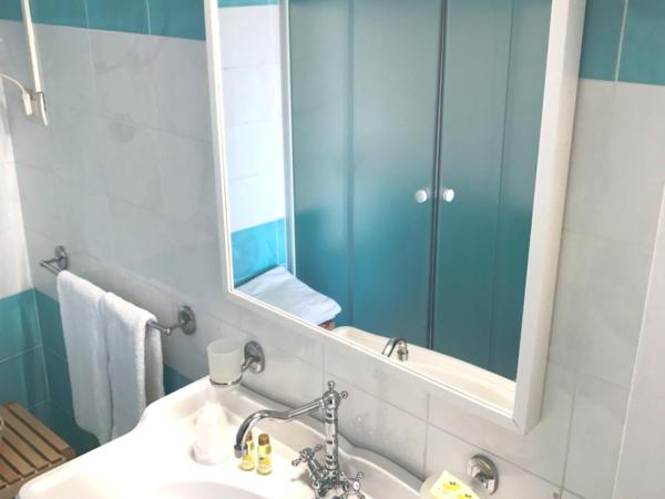 La Reginella Capri : photo 4 de la chambre chambre triple standard