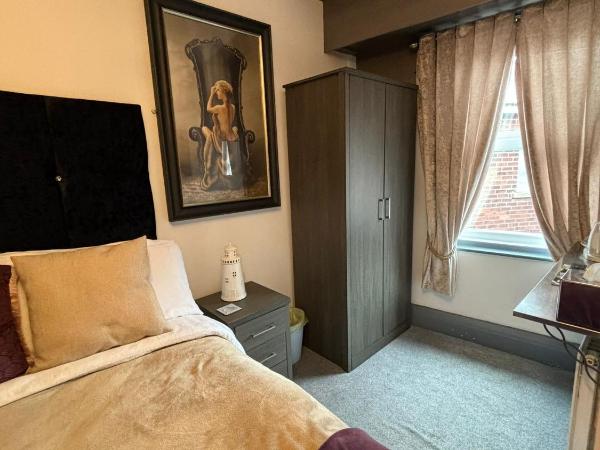 Kings Boutique Hotel : photo 4 de la chambre chambre double avec salle de bains privative