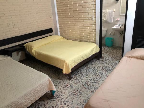 Hotel el Bucanero : photo 3 de la chambre chambre double