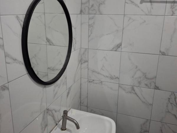 Traveller's Rest Sports Bar : photo 1 de la chambre chambre double deluxe avec balcon