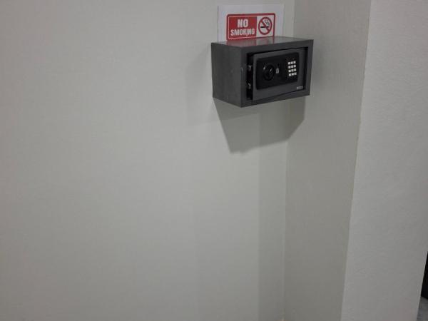 Traveller's Rest Sports Bar : photo 2 de la chambre chambre double deluxe avec balcon