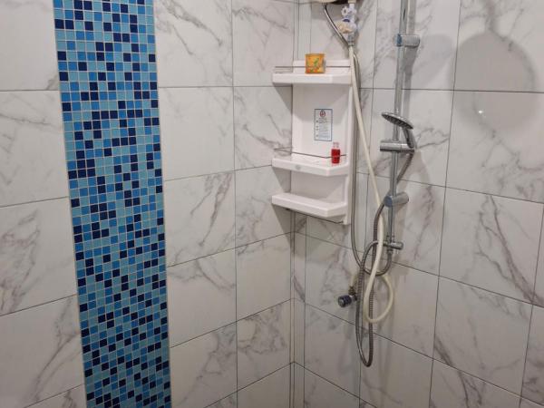 Traveller's Rest Sports Bar : photo 4 de la chambre chambre double deluxe avec balcon