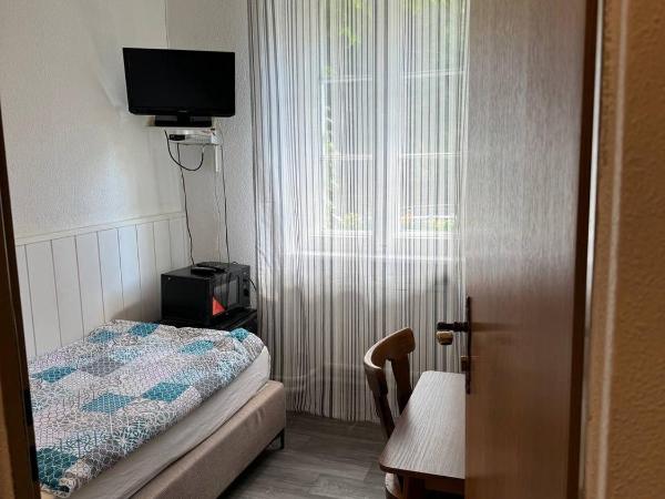 Landhotel Waldschänke : photo 4 de la chambre petite chambre simple