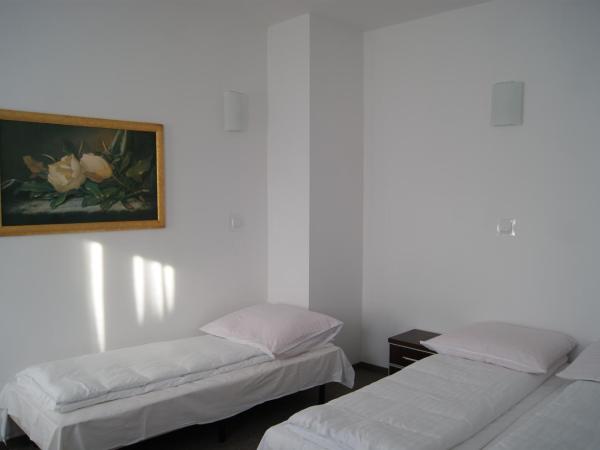 Dom Wczasowy Zefir : photo 1 de la chambre chambre quadruple