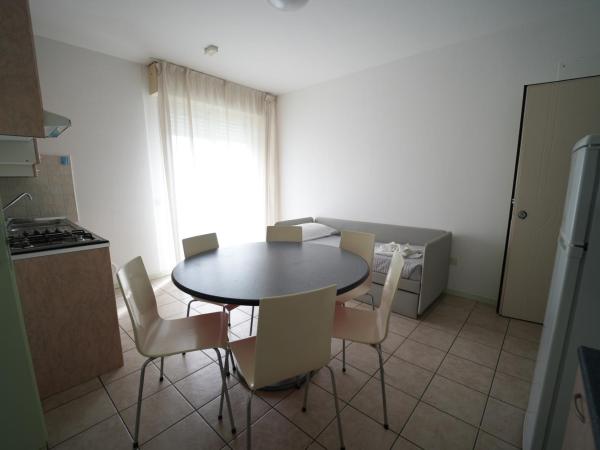 Lugano Residence : photo 3 de la chambre appartement 2 chambres (6 adultes)