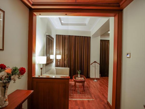 Clarion Bella Casa at Airport : photo 2 de la chambre suite deluxe