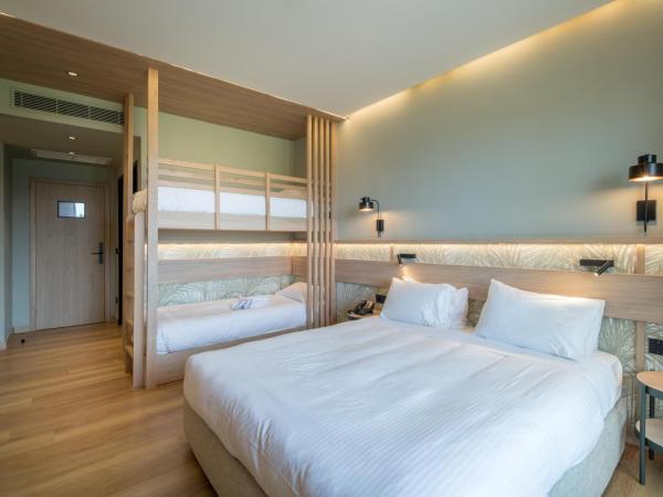 SENSEANA Sea Side Resort & Aquadventure : photo 1 de la chambre chambre familiale classique - vue sur jardin