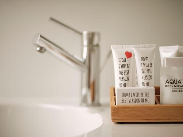 BANKS Antwerp : photo 2 de la chambre hébergement double confortable