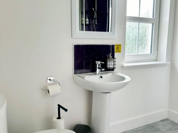 Edinburgh full house : photo 3 de la chambre chambre familiale - vue sur jardin