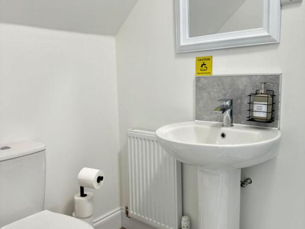 Edinburgh full house : photo 4 de la chambre chambre lits jumeaux - vue sur jardin