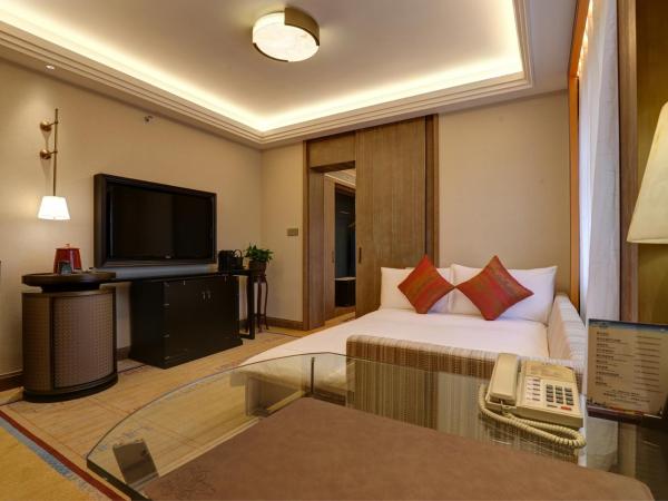 Chengdu Tibetan Hotel-Free Welcome Tibetan Tea : photo 3 de la chambre tibetan family suite-three people tibetan tea  free experience