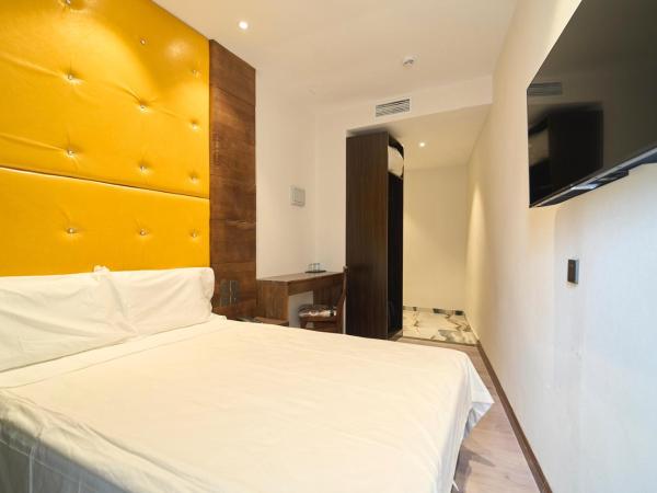 Menoir Dorsett Madrid Usera : photo 1 de la chambre chambre double avec salle de bains privative