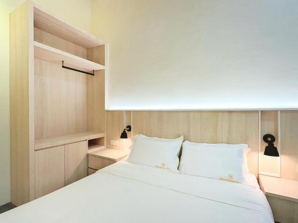 Milan Backpacker Hostel : photo 1 de la chambre chambre double standard avec salle de bains commune