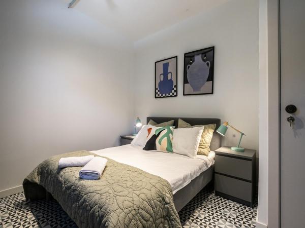 Walk in Hostel Faro Airport : photo 2 de la chambre chambre double deluxe