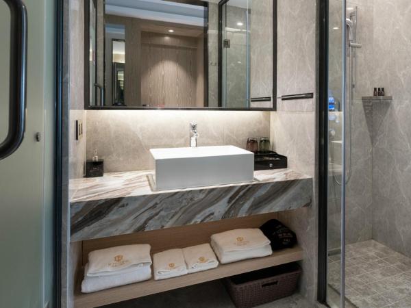 凯瑞汀酒店总部城店 : photo 8 de la chambre chambre double supérieure