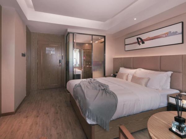 凯瑞汀酒店总部城店 : photo 4 de la chambre chambre lit queen-size deluxe