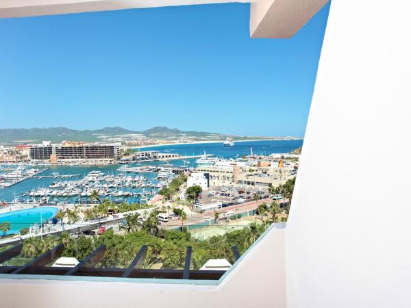 Sandos Finisterra All Inclusive : photo 5 de la chambre chambre - vue sur baie du port de plaisance (1 adulte)
