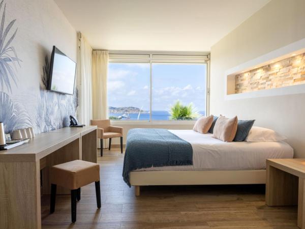 Le Saint Erasme, Hotel Eco Friendly : photo 1 de la chambre suite quadruple avec vue sur la mer