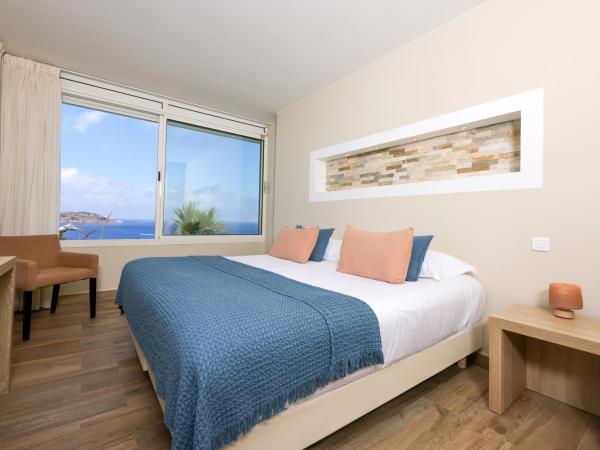 Le Saint Erasme, Hotel Eco Friendly : photo 5 de la chambre suite quadruple avec vue sur la mer