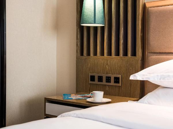 凯瑞汀酒店总部城店 : photo 7 de la chambre chambre supérieure lit queen-size