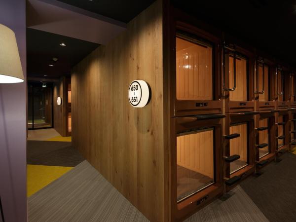 Booth Netcafe & Capsule : photo 2 de la chambre chambre capsule pour hommes