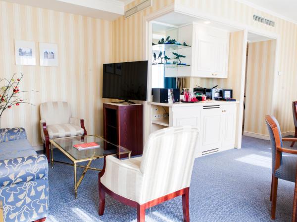 Hotel Le Châtelain : photo 2 de la chambre suite ambassadeur
