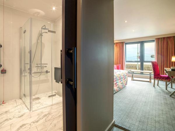 Boulevard Hotel : photo 3 de la chambre chambre familiale adaptée aux personnes à mobilité réduite