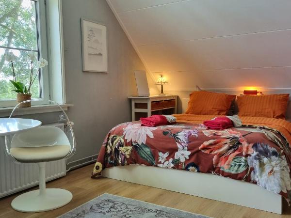 City Farmer-Amsterdam, Stay, Inn, Loft, Bed, Bike and Breakfast : photo 1 de la chambre chambre double deluxe