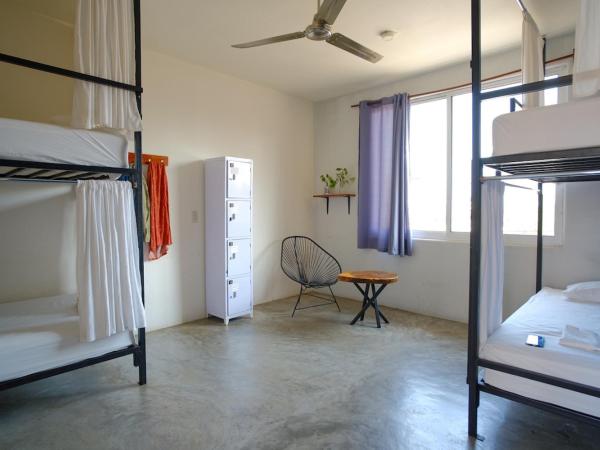 La Escondida H : photo 1 de la chambre lit dans un dortoir de 4 lits
